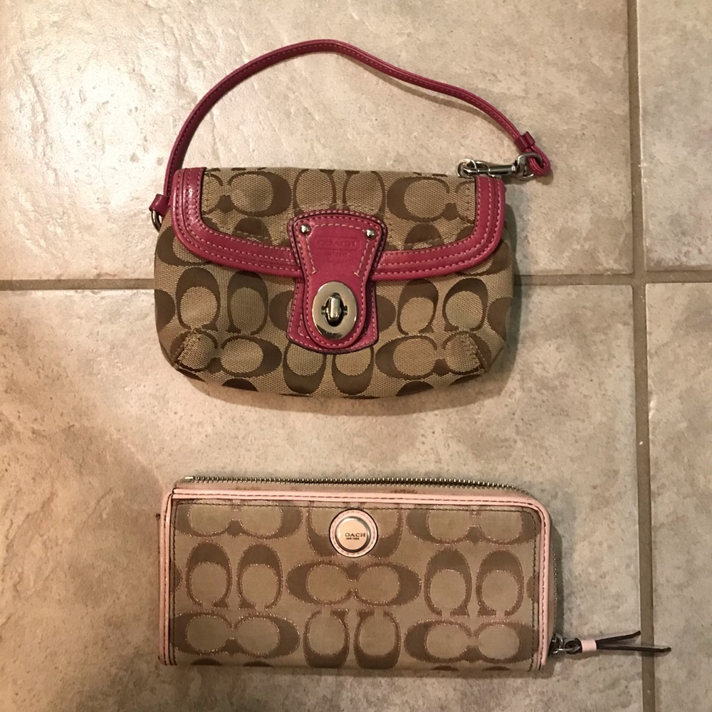 Coach wristlet and wallet